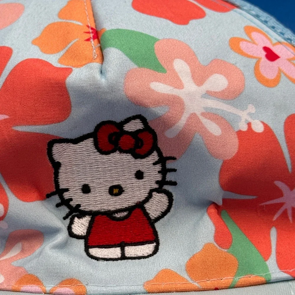 Hello Kitty Floral Trucker Hat, Women's Blue Hawaiian‎ Sanrio